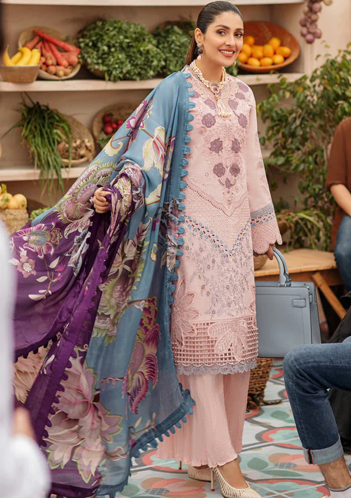 Mushq - 3PC Luxury Lawn Embroidered Suit - SNW-1116