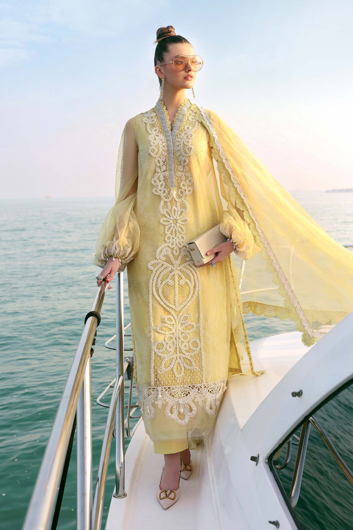 MARIA.B - 3PC Luxury Lawn Embroidered Suit - SNW-1173