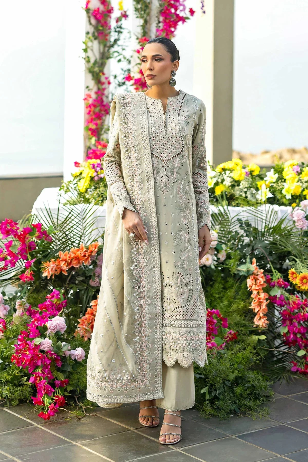 Akbar Aslam - Unstitched  3PC Luxury Dhanak Embroidered Suit - SNW-7123