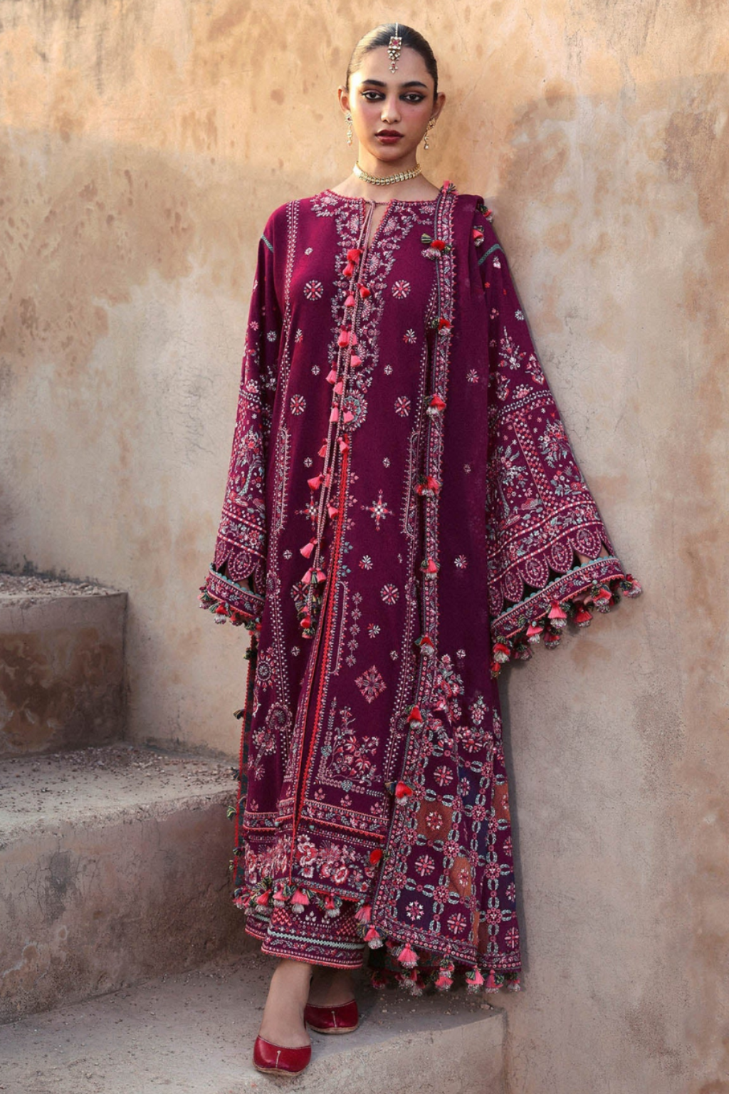 Hussain Rehar - Unstitched 3PC Luxury Lawn Embroidered Suit - SNW-1151