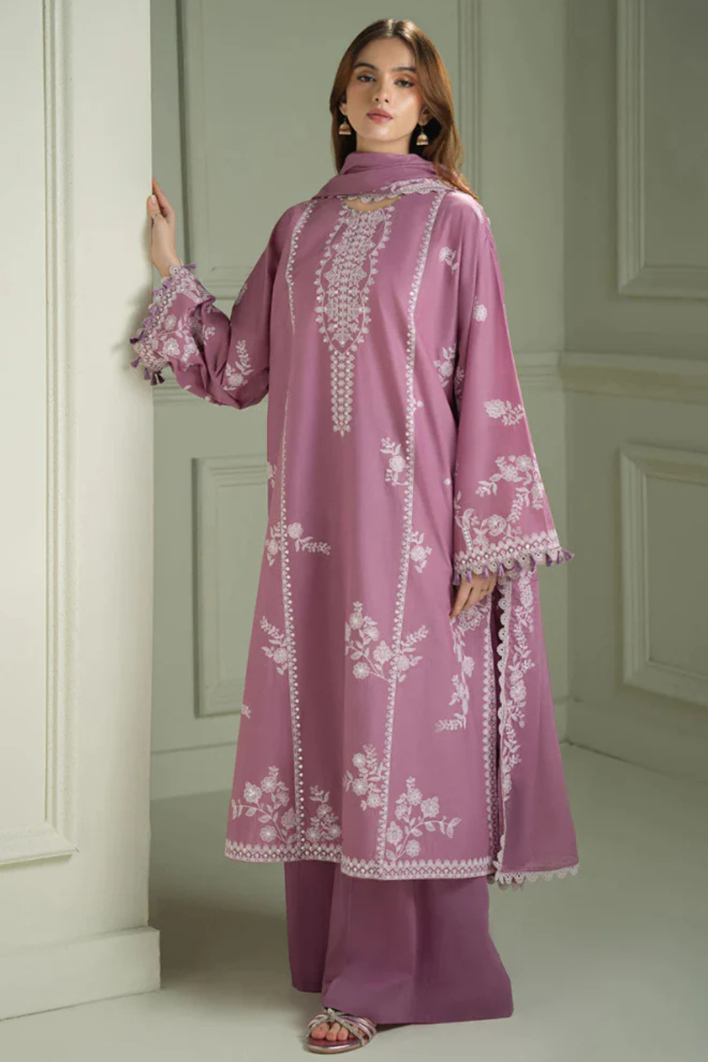 CROSS STITCH - 3PC Luxury Lawn Embroidered Suit - SNW - 5102