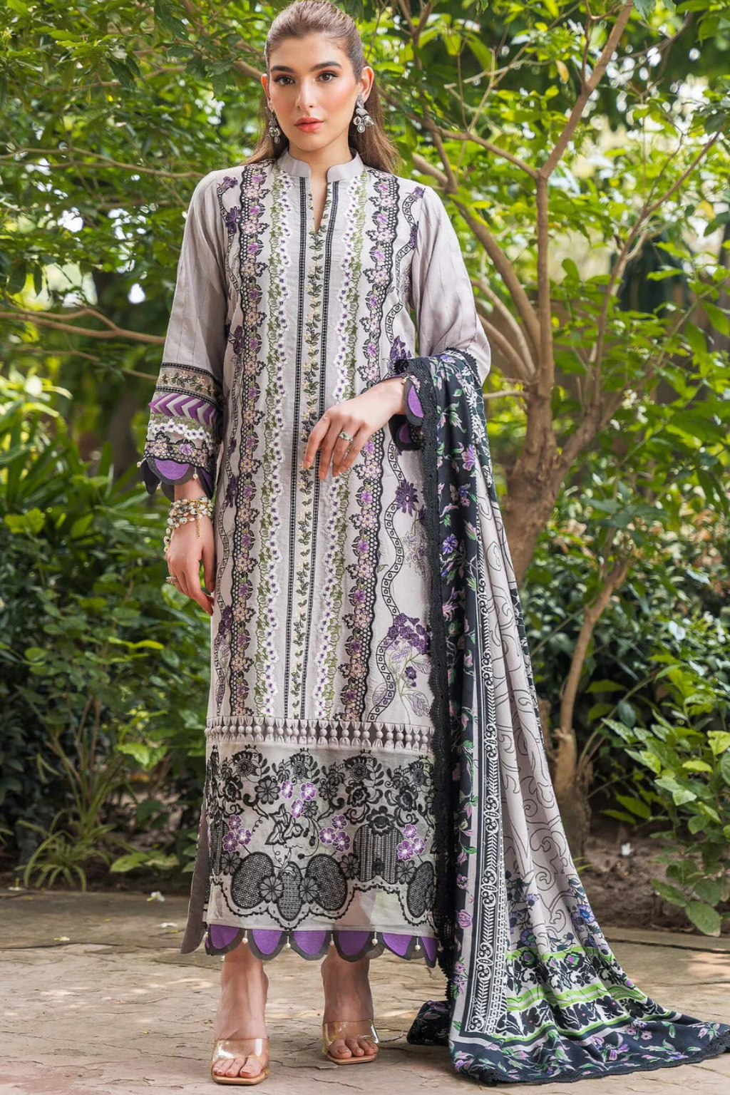 Asifa and Nabeel - Unstitched 3PC Luxury Lawn Embroidered Suit - SNW-5117