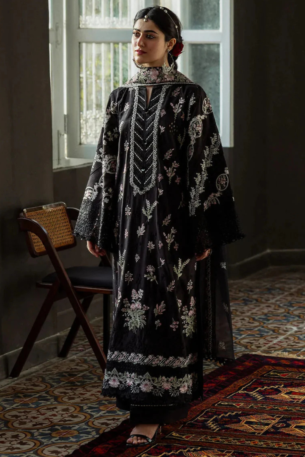 KAHF - Unstitched 3PC Luxury Lawn Embroidered Suit - SNW-1148