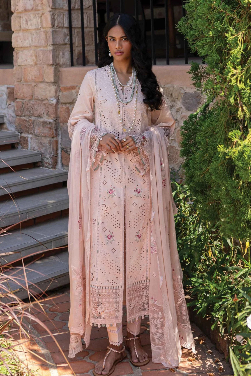 QALAMKAR - Unstitched 3PC Luxury Lawn Embroidered Suit - SNW-1160